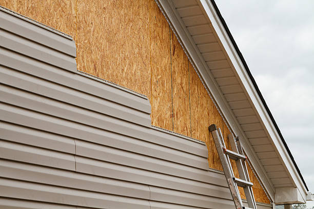 24/7 Emergency Siding Repair experts in Hampstead, NC